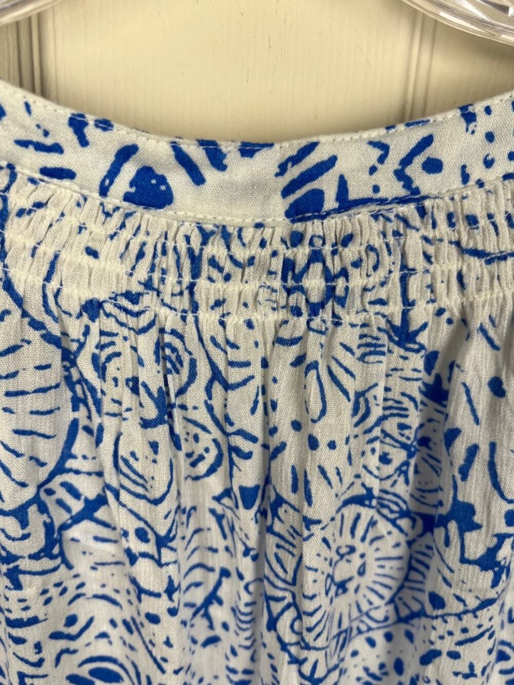 Croft and Barrow Blue White Blouse - Picture 6 of 10
